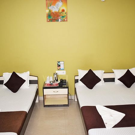 Hotel Debjyoti Siliguri Zewnętrze zdjęcie