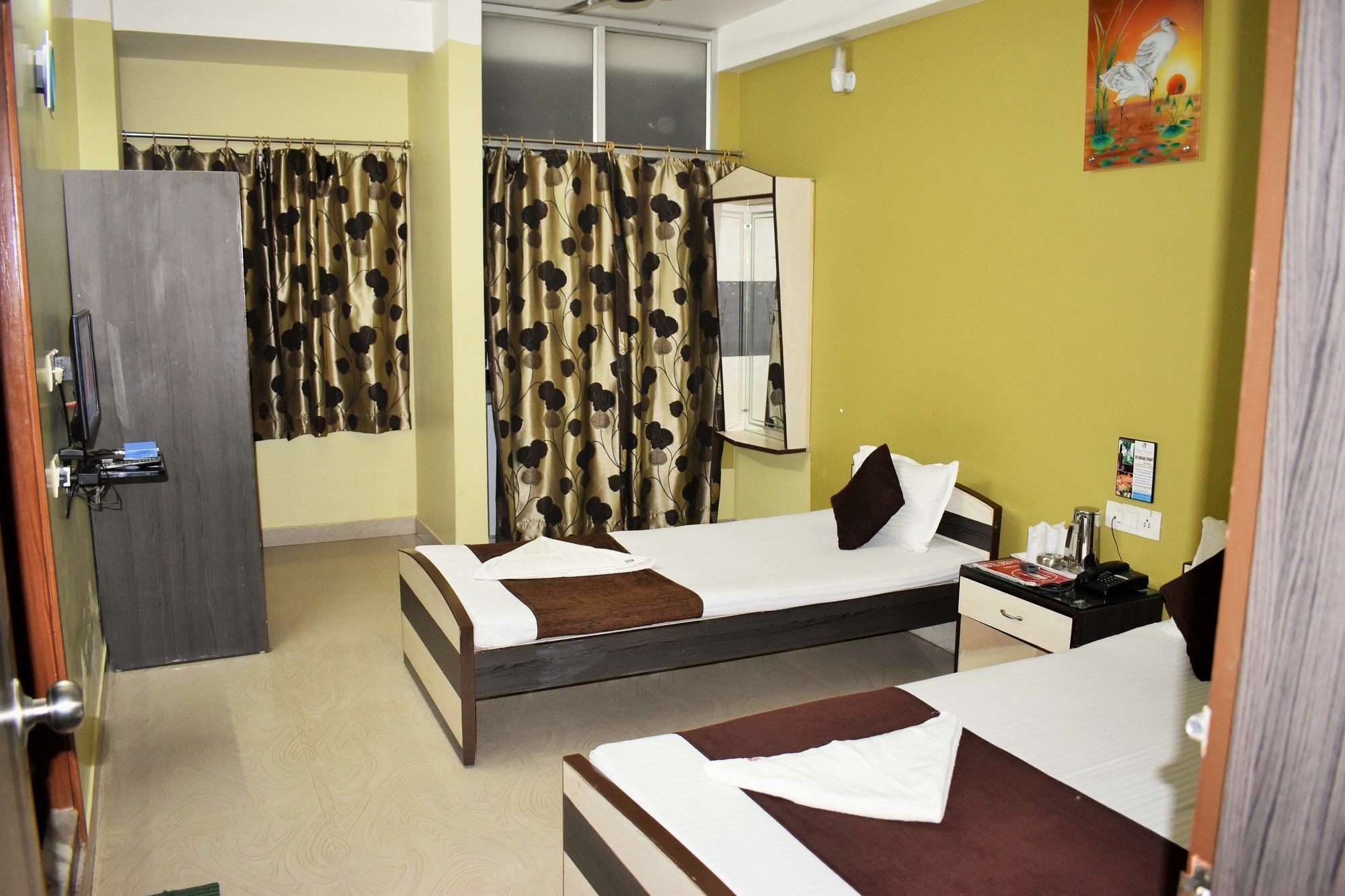Hotel Debjyoti Siliguri Zewnętrze zdjęcie